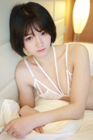 韩国伦理电影在钱看线_短视频完整无删减版