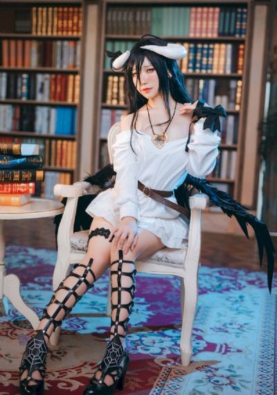 中日韩90后美女图片_蓝光免费在线播放
